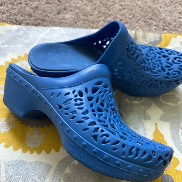 Dansko pippa clogs mules shoes slip on women’s 9.5 - Picture 2 of 13